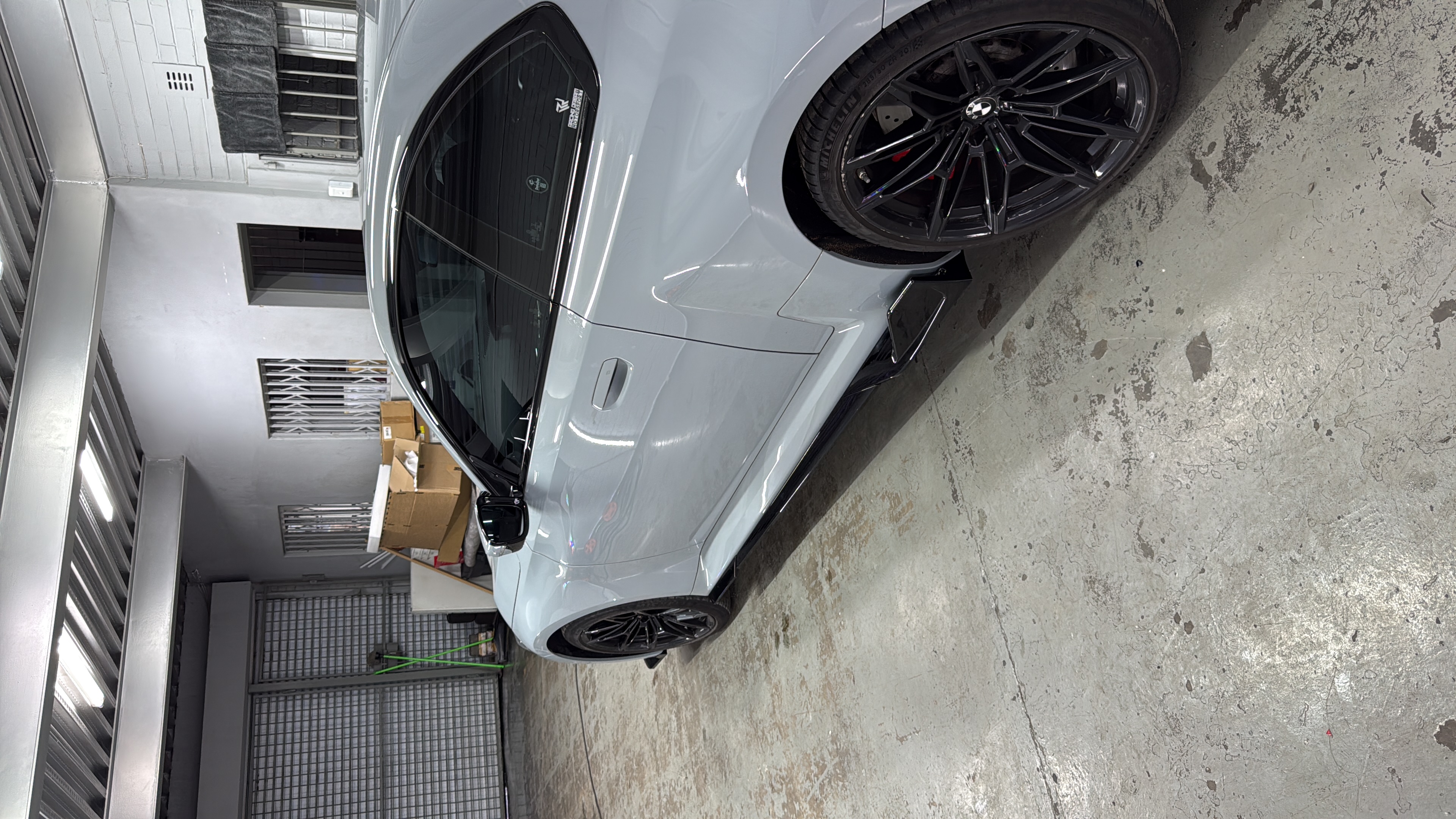 G87 V style Side Skirts